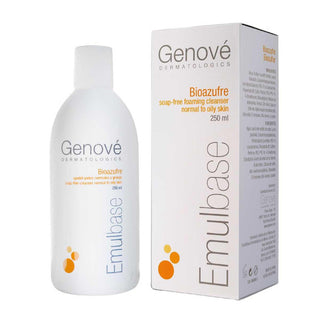 Emulsión sin jabón para la higiene con pH5 y 2% de Emulbase Bioazufre para el cuidado y protección de pieles grasas con acción reequilibrante de la secreción sebácea.